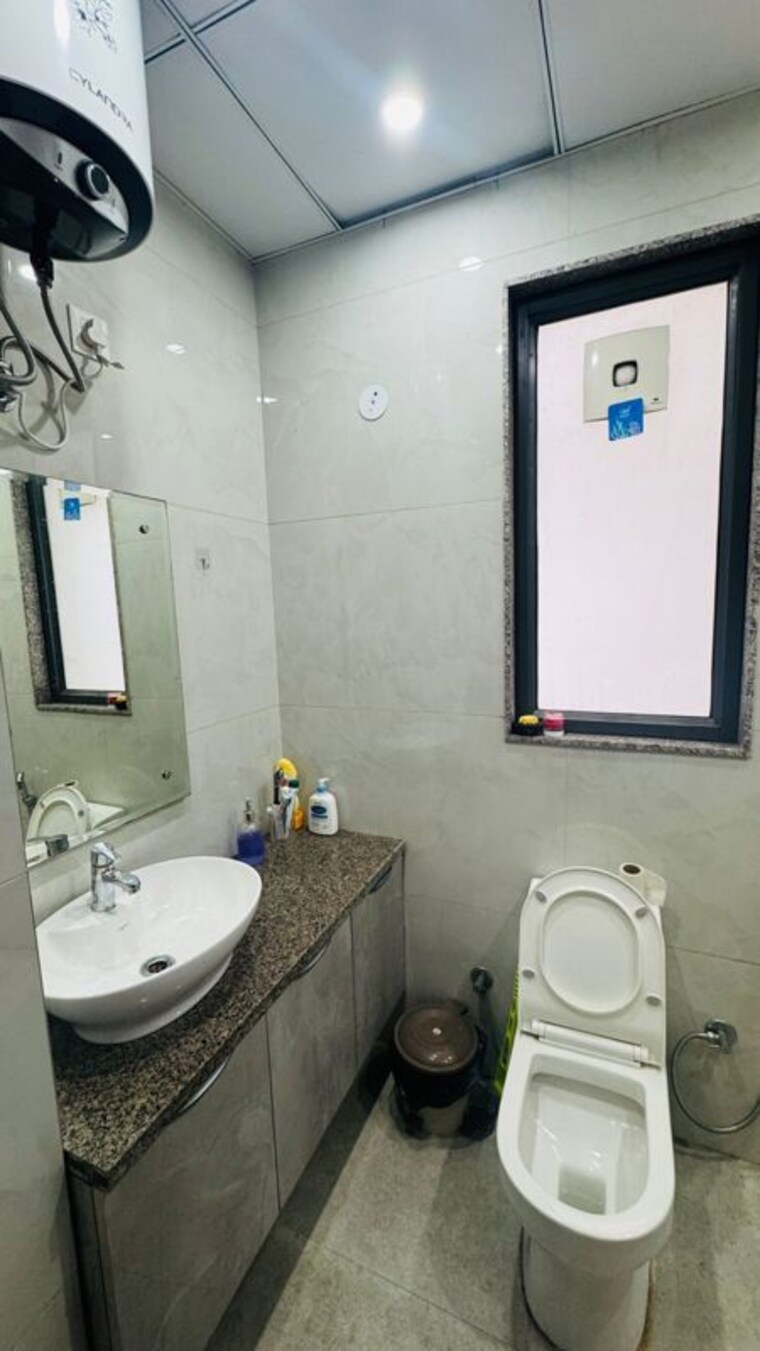 Bathroom, sector 57 2 Bedroom 1180 Sq.Ft. Builder Floor In Sector 57 Gurgaon 10754361