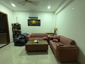Living Room in 3 BHK Builder Floor at Sector 57 – for Rent