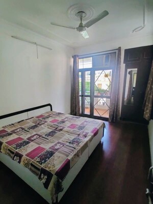 Bedroom in 3 BHK Apartment at Aravali View Rail Vihar, Sector 56 – for Rent