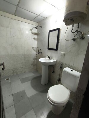 Bathroom in 3 BHK Apartment at Gardenia Golf City, Sector 75 – for Rent
