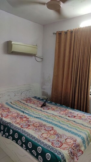 Bedroom in 1 BHK Apartment at Hiranandani Gardens Canna, Powai – for Rent