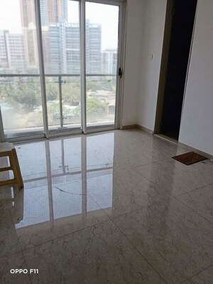 Master Bedroom in 2 BHK Apartment at JP Decks, Goregaon East – for Rent