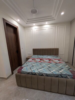 Bedroom in 2 BHK Builder Floor at Sector 42 – for Rent