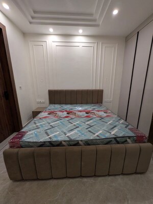 Bedroom in 2 BHK Builder Floor at Sector 42 – for Rent