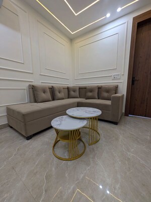 Bathroom in 2 BHK Builder Floor at Sector 42 – for Rent