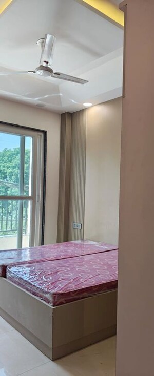 Room in 4 BHK Builder Floor at Sector 19 Dwarka – for Rent