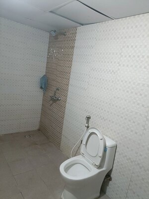 Bathroom in 2 BHK Apartment at Jalahalli – for Rent