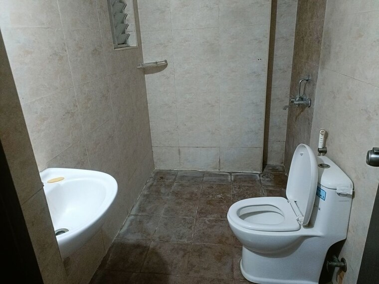 Bathroom, jalahalli 2 Bedroom 1200 Sq.Ft. Apartment In Jalahalli Bangalore 10754430