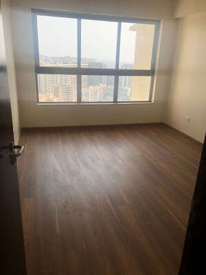 Room in 3 BHK Apartment at L&T Emerald Isle, Powai – for Rent