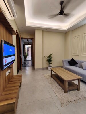 Living Room in 1 BHK Builder Floor at Sector 42 – for Rent