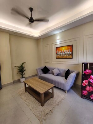 Living Room in 1 BHK Builder Floor at Sector 42 – for Rent