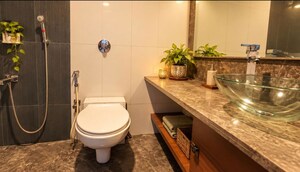 Furnished Amenities in 3 BHK Apartment at Lake Primrose, Powai – for Sale
