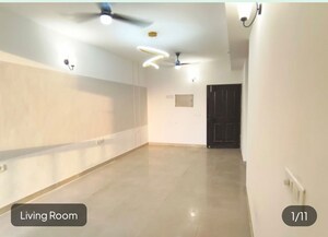 Room in 3 BHK Apartment at Sare Home, Sector 92 – for Sale