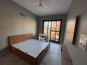 3 BHK Builder Floor For Rent in Sector 4