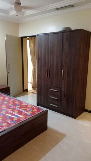 Bedroom in 2 BHK Apartment at India House Cumbala Hill, Cumbala Hill – for Rent