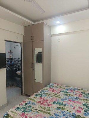 Room in 1 RK Apartment at Bestech Park View Grand Spa, Sector 81 – for Sale