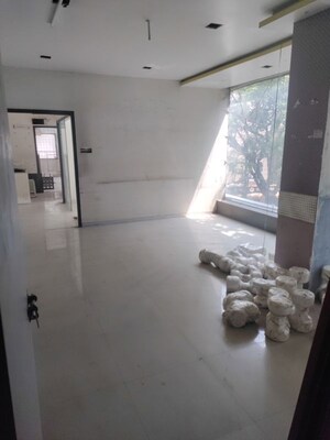 Room in  Office Space in IT/SEZ at Basaveshwara Nagar – for Rent