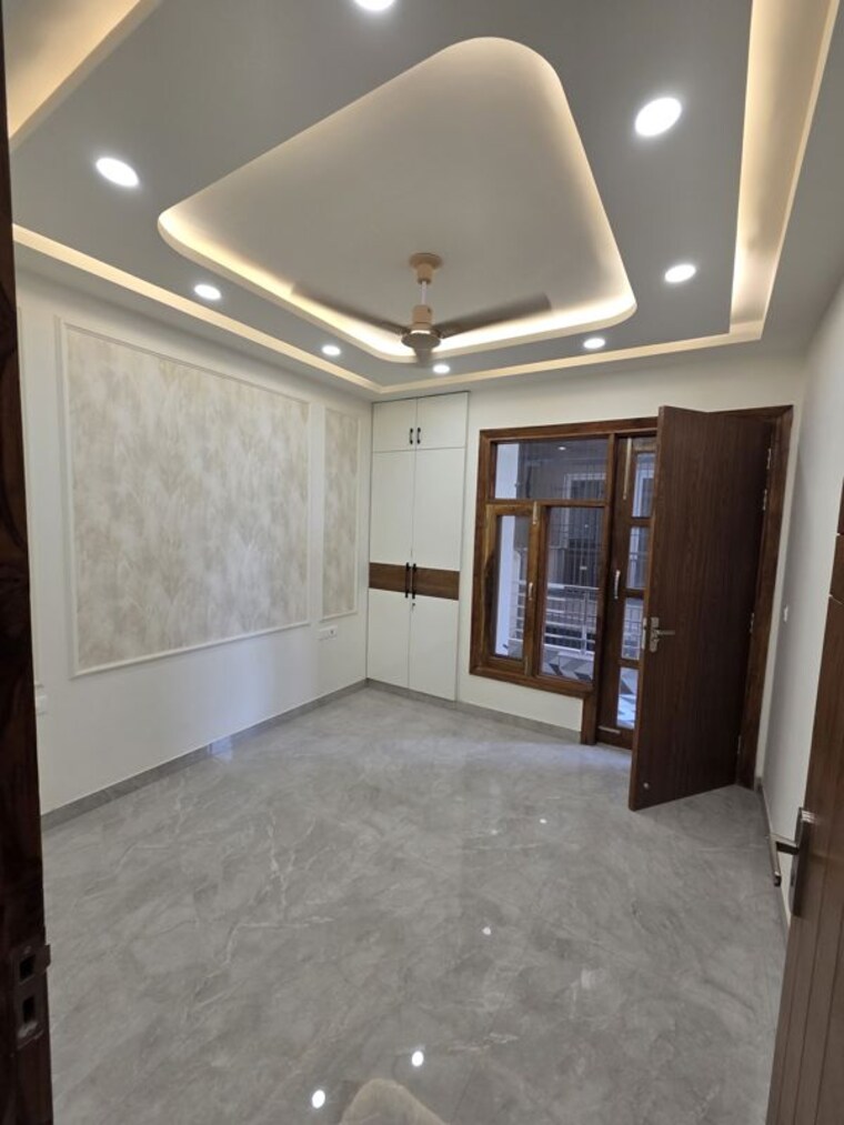 Room, bptp-district-3 3 Bedroom 1050 Sq.Ft. Builder Floor In Sector 85 Faridabad 10754585
