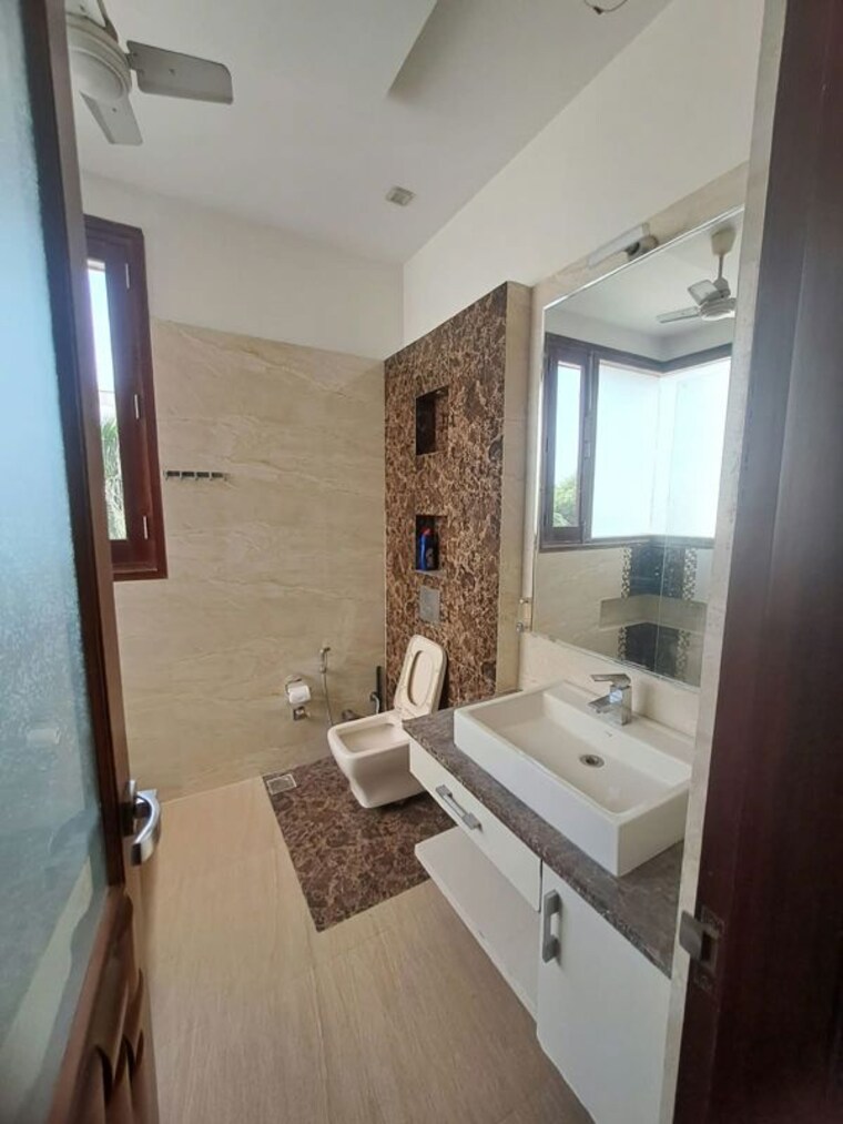 Bathroom, sector 91 4 Bedroom 250 Sq.Yd. Builder Floor In Sector 91 Mohali 10754645