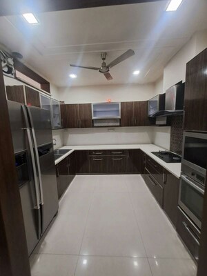 Kitchen in 4 BHK Builder Floor at Sector 91 – for Rent