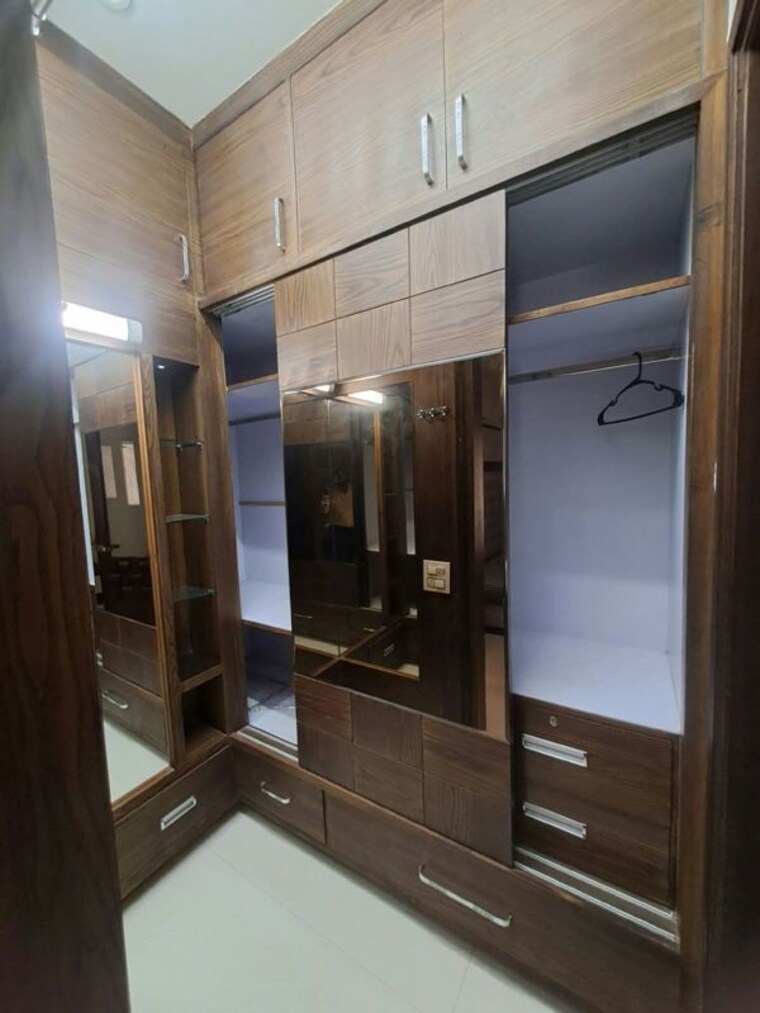 Cupboard, sector 91 4 Bedroom 250 Sq.Yd. Builder Floor In Sector 91 Mohali 10754665