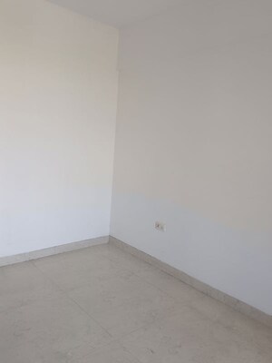 2 BHK Apartment For Rent in Runwal Gardens, Dombivli East
