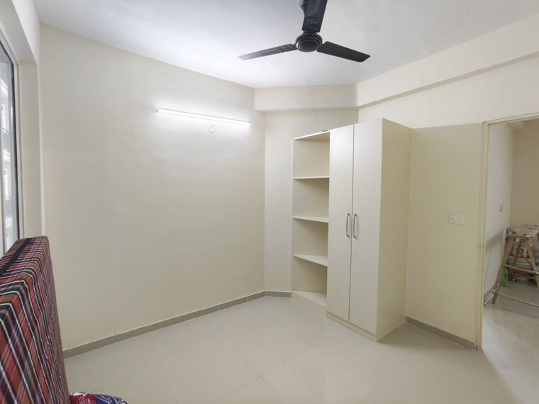 Room, pyramid-infinity 1 Bedroom 368 Sq.Ft. Apartment In Sector 70 Gurgaon 10754726