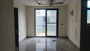 Room in 3 BHK Builder Floor at Sushant Lok Iii – for Sale