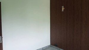 Room in 3 BHK Builder Floor at Sushant Lok Iii – for Sale
