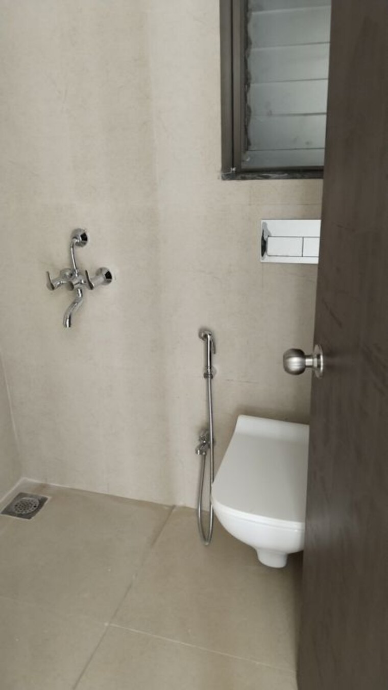 Bathroom, runwal-my-city-phase-ii-cluster-05 2 Bedroom 570 Sq.Ft. Apartment In Dombivli East Thane 10754802
