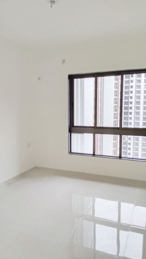 Room in 2 BHK Apartment at Runwal My City Phase II Cluster 05, Dombivli East – for Rent