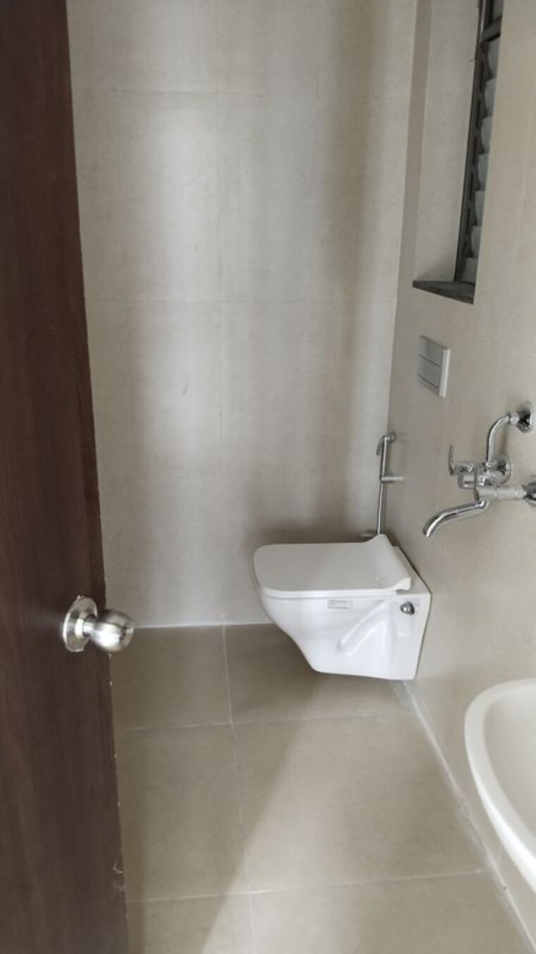 Bathroom, runwal-my-city-phase-ii-cluster-05 2 Bedroom 570 Sq.Ft. Apartment In Dombivli East Thane 10754802