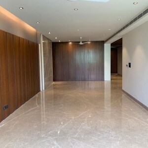 Room in 4 BHK Apartment at Adani Samsara Arya, Sector 60 – for Rent