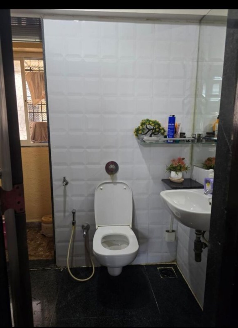 Bathroom, siddhi-highland-gardens 2 Bedroom 600 Sq.Ft. Apartment In Dhokali Thane 10754816