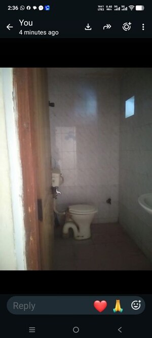 Bathroom in 1.5 BHK Builder Floor at Sector 19 – for Rent