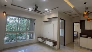 Room in 1 BHK Apartment at Lodha Amara, Kolshet Road – for Rent