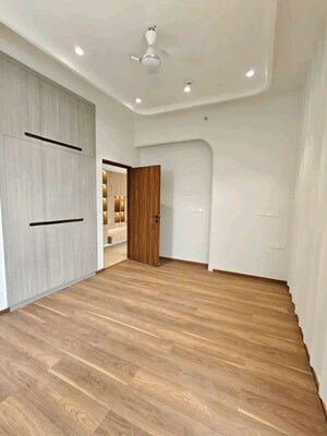 Room in 3 BHK Apartment at Conscient Hines Elevate, Sector 59 – for Rent