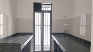 Room in 3 BHK Apartment at Runwal My City, Manpada – for Rent
