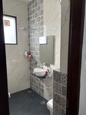 Bathroom in 3 BHK Builder Floor at Sector 32 – for Rent
