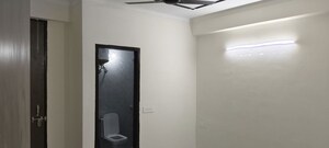 Furnished Amenities in 1 BHK Builder Floor at Dharam Colony – for Rent