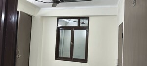 Room in 1 BHK Builder Floor at Dharam Colony – for Rent