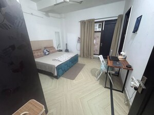 Team Area in 3 BHK Builder Floor at Sector 38 – for Rent
