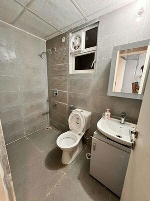 Bathroom in 3 BHK Apartment at Signature Global City 63A, Sector 63a – for Rent
