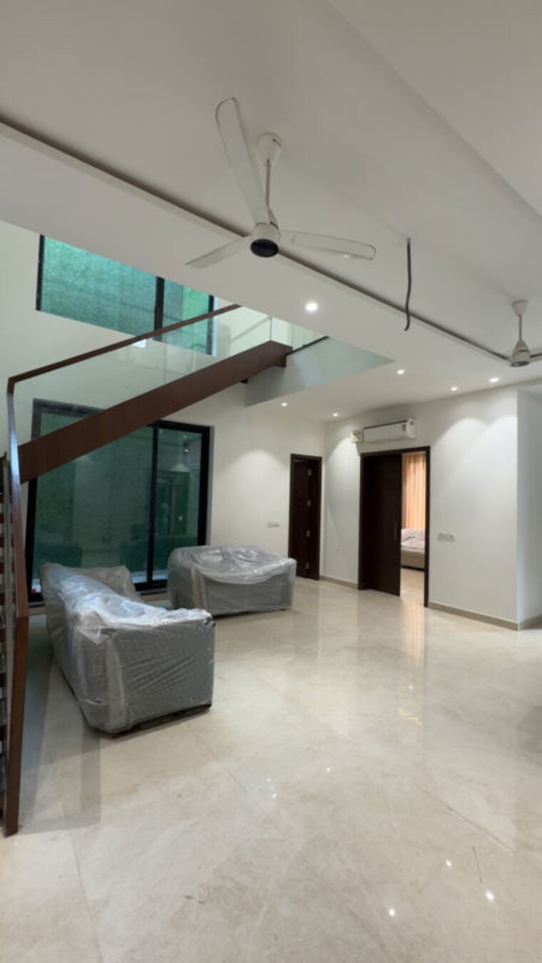 Living Room, pakhowal 5 Bedroom 6200 Sq.Ft. Independent House In Pakhowal Ludhiana 10754869
