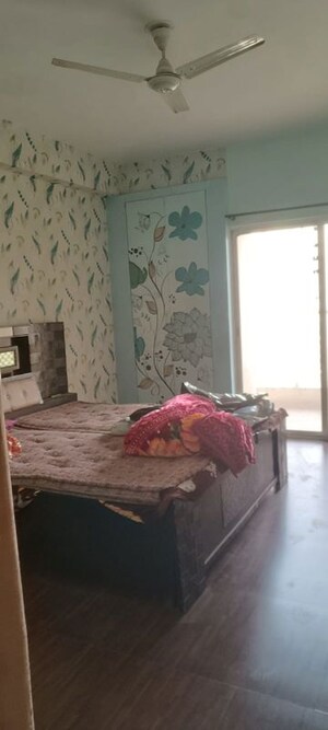 Bedroom in 3 BHK Apartment at VVIP Addresses, Raj Nagar Extension – for Rent