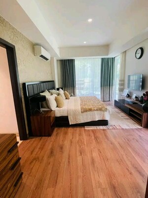 Bedroom in 3.5 BHK Apartment at Mahindra Luminare, Sector 59 – for Rent
