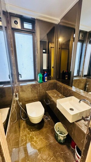 Bathroom in 3 BHK Apartment at Tardeo – for Sale
