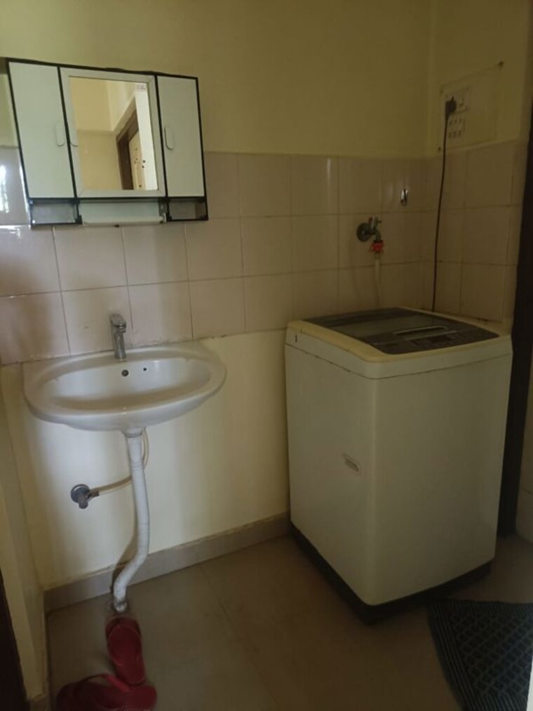Bathroom, vardhaman-township 1 Bedroom 608 Sq.Ft. Apartment In Hadapsar Pune 10754986
