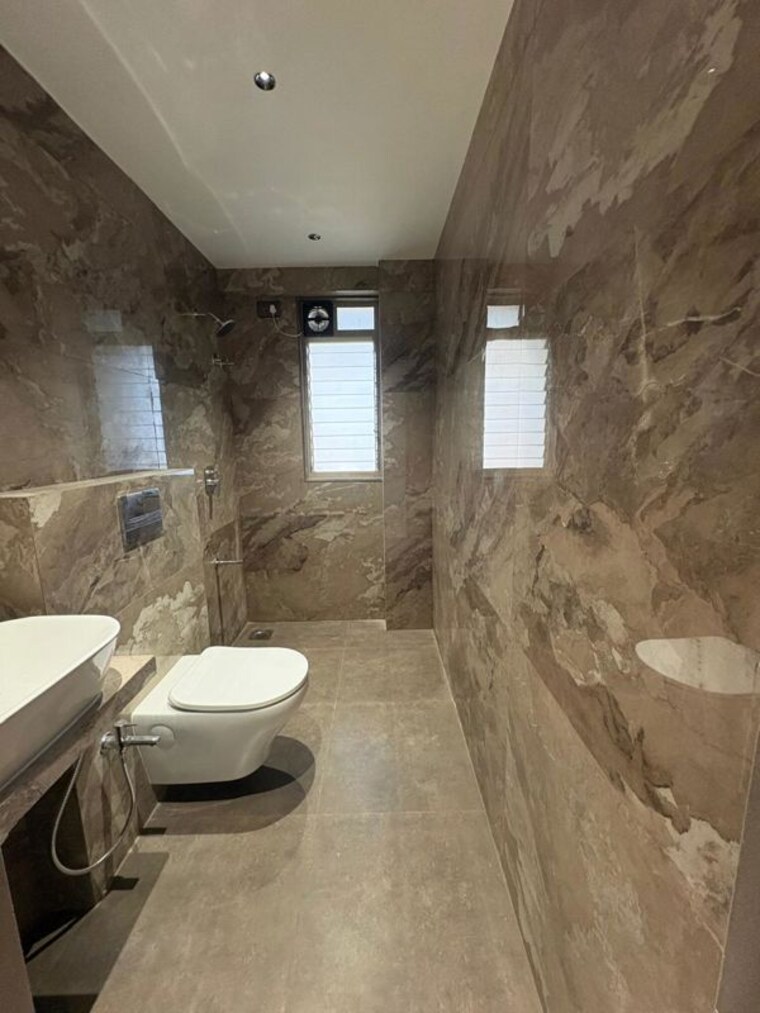 Bathroom, gbd-ram-setu-bhavan 2 Bedroom 687 Sq.Ft. Apartment In Dadar East Mumbai 10755065