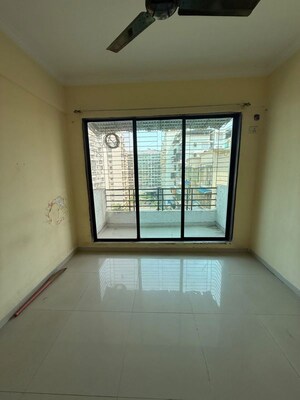 2 BHK Apartment For Rent in Seawoods